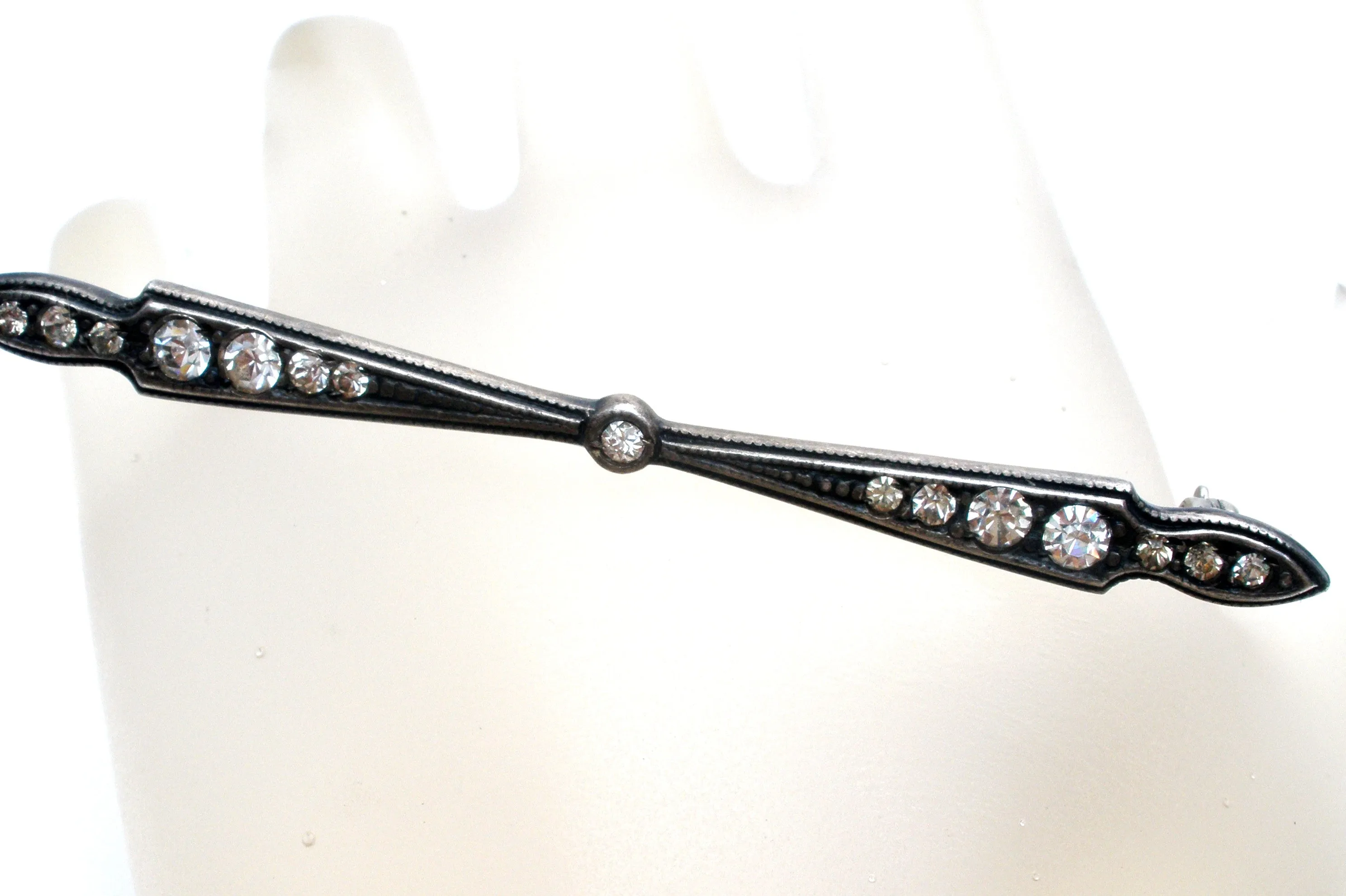 Art Deco Bar Pin Brooch with Paste Rhinestones