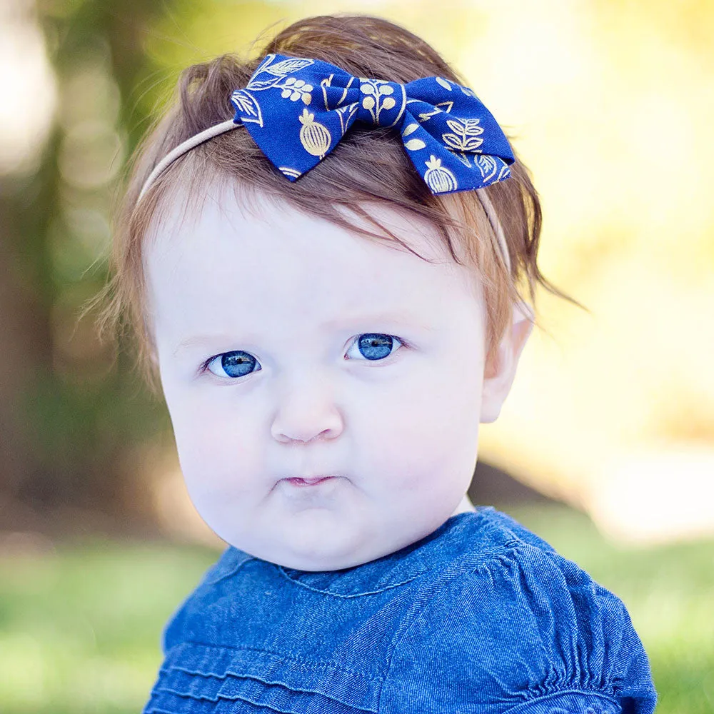 Boy's Bow Tie / Queen Anne In Navy And Metallic Gold