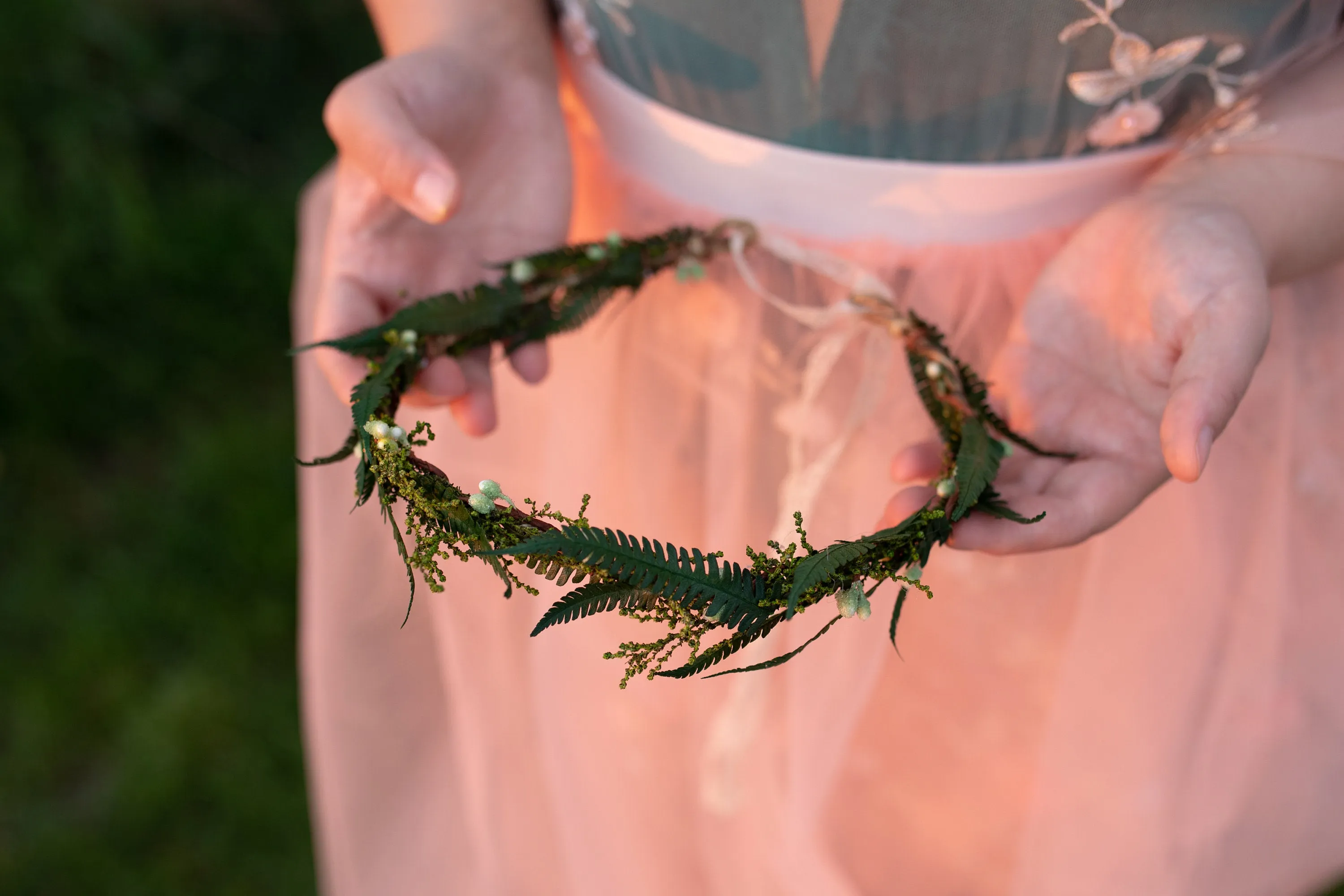 Greenery flower crown with ferns Bridal accessories Greenery wedding Woodland style crown Fern hair wreath Fairy Magaela accessories