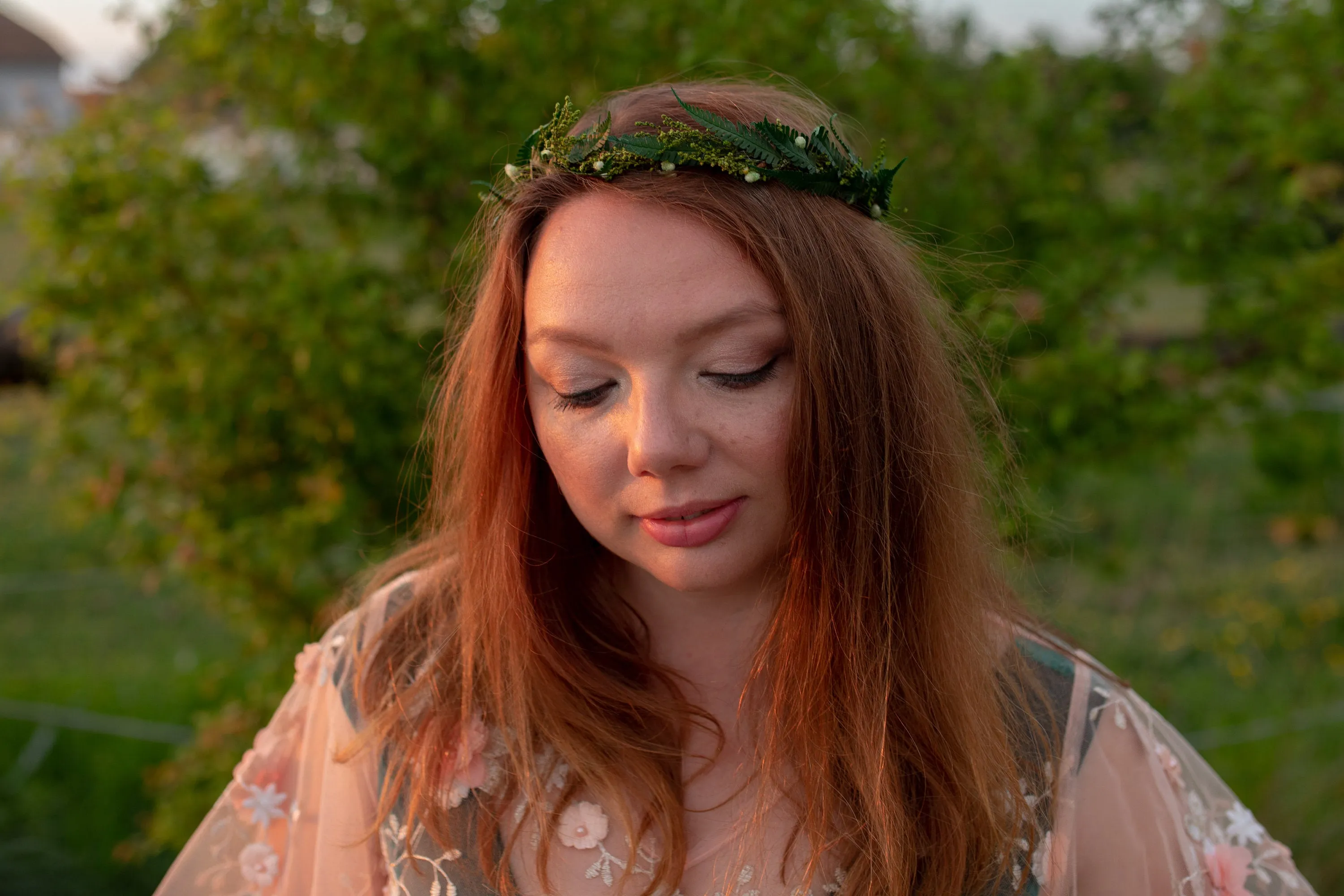 Greenery flower crown with ferns Bridal accessories Greenery wedding Woodland style crown Fern hair wreath Fairy Magaela accessories