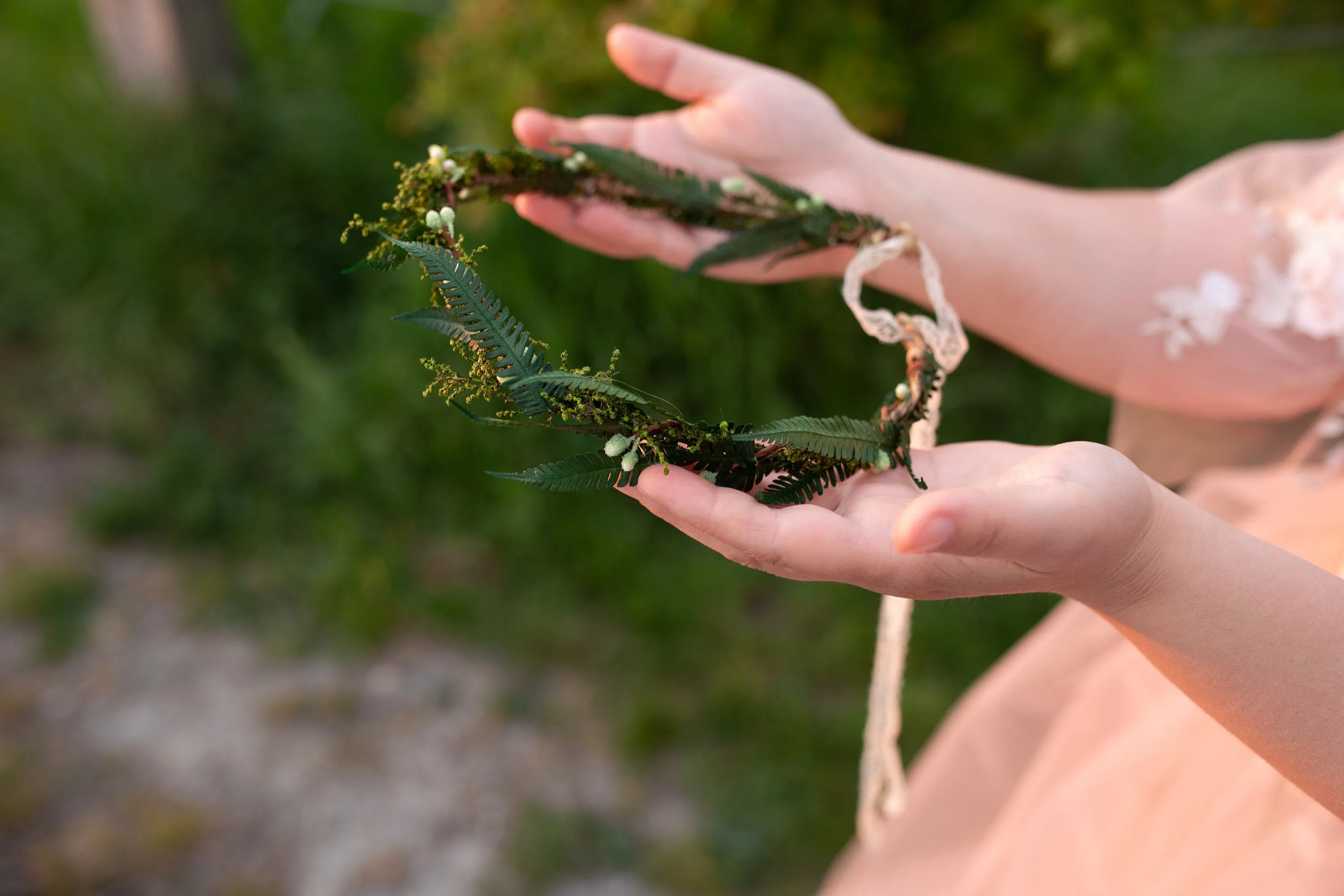 Greenery flower crown with ferns Bridal accessories Greenery wedding Woodland style crown Fern hair wreath Fairy Magaela accessories