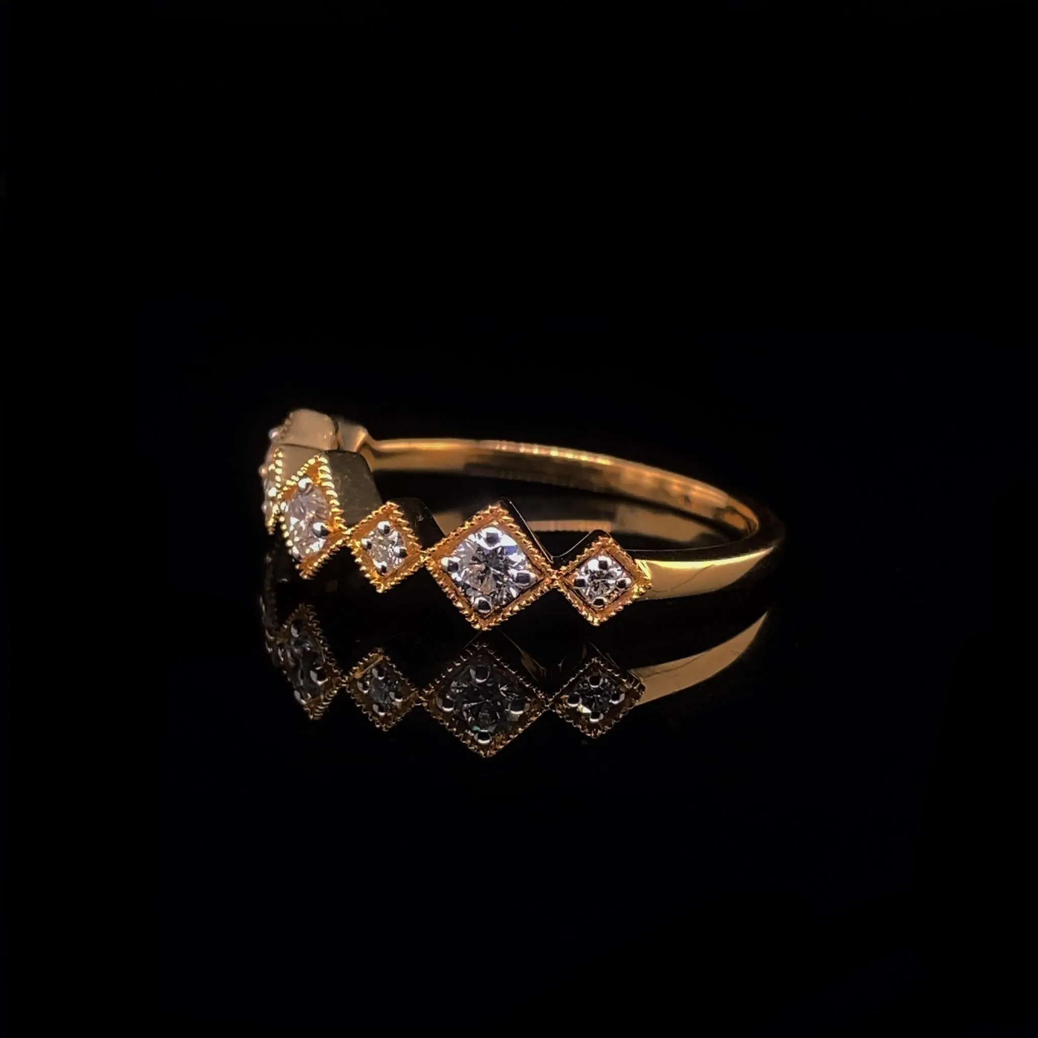 #LVNA2024 | Golden Half Eternity Diamond Ring 18kt