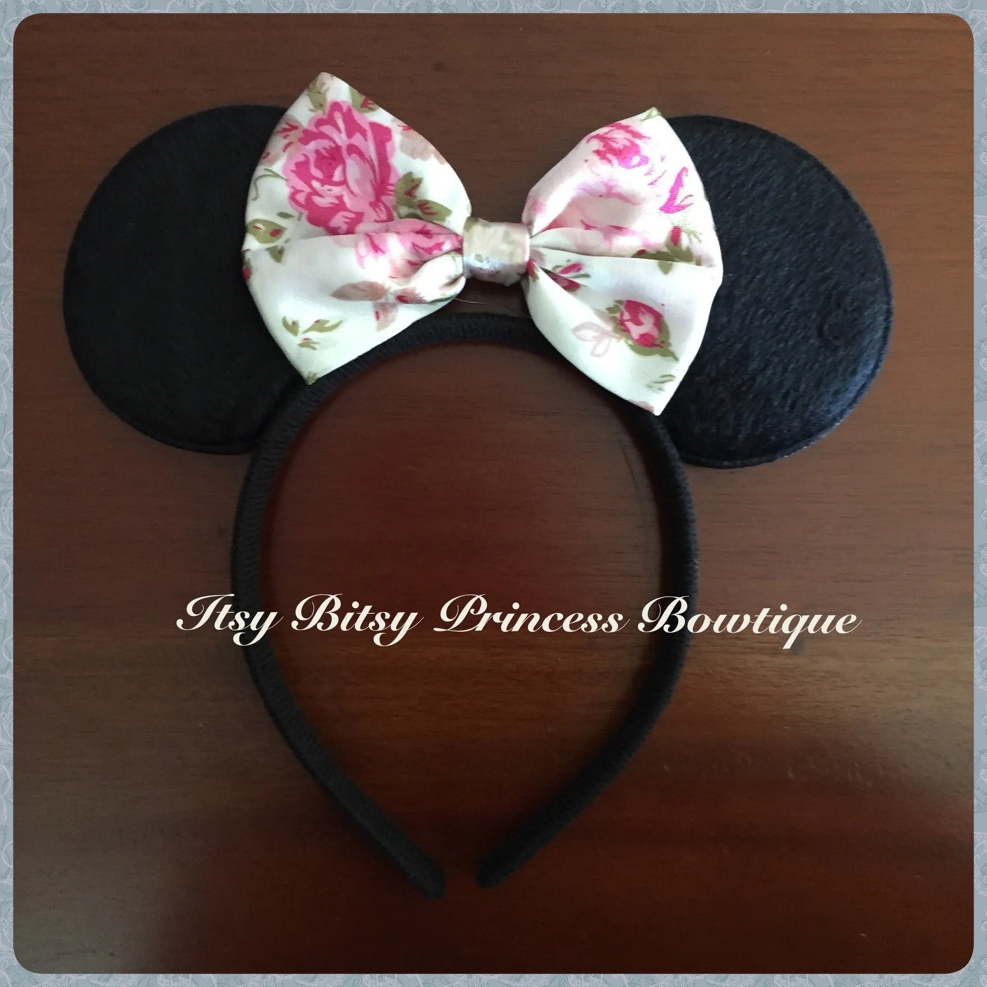 Various colour bows Minnie Ears